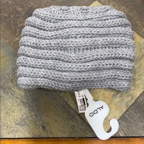 Women’s Head Scarf - Picture 2 of 2